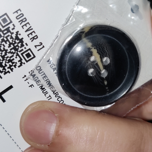 NWT  Pleated Buttoned Duster Jacket - Picture 3 of 10